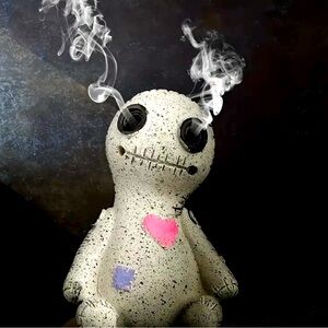 Incense Burner Voodoo Doll Smoking Eyes Cute Little Doll Decor Home Fragrance